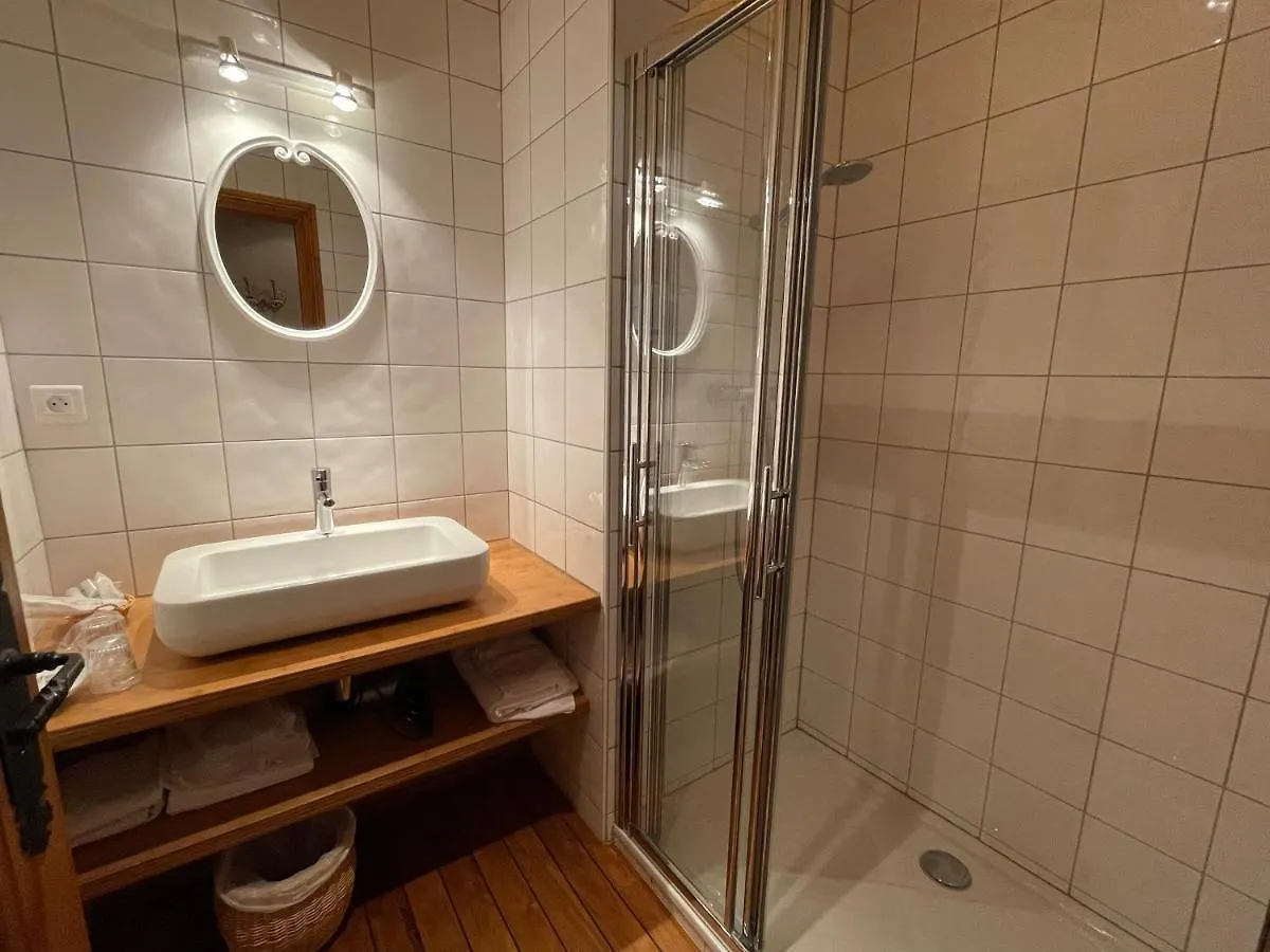 Appartement 110m2, lits faits linge fourni, plein centre, WIFI Cauterets